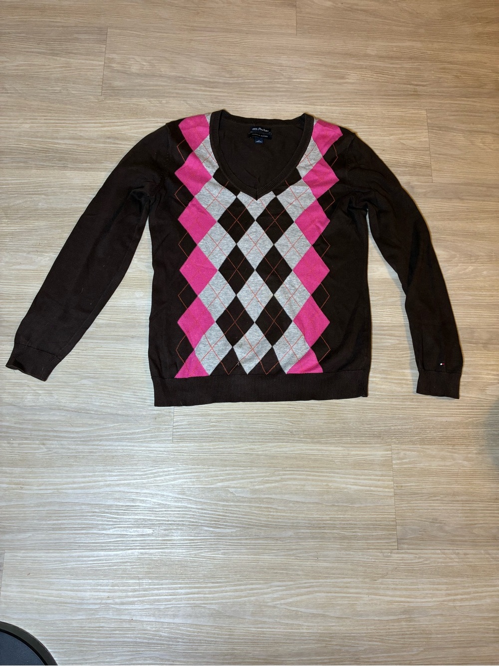 Tommy Hilfiger Brown V-Neck Argyle Sweater with Pink and Gray Diamonds